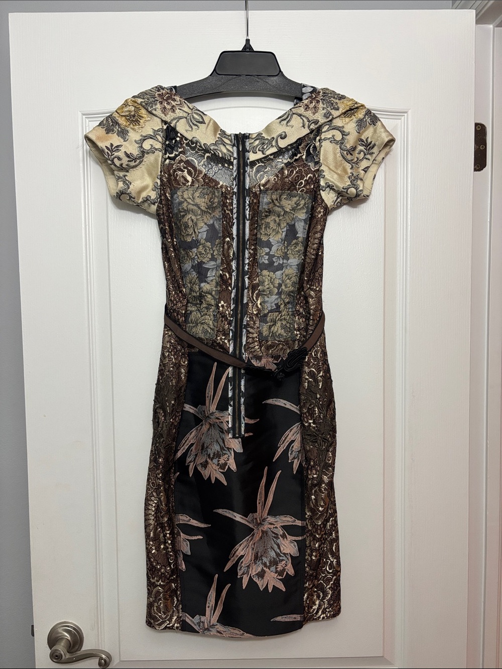 Floral Lace Panel Sheath Dress in Black and Cream